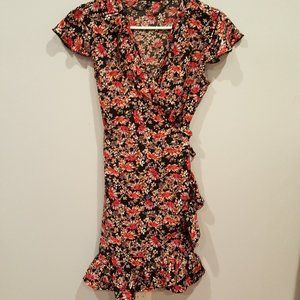 ROMEO & JULIET Couture Summer Wrap Dress
